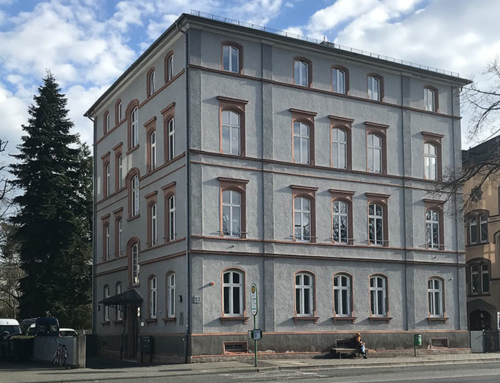 Sanierung denkmalgeschützte Fenster eines Mehrfamilienhauses