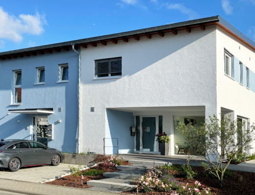 Neubau Zahnarztpraxis mit Wohnungen